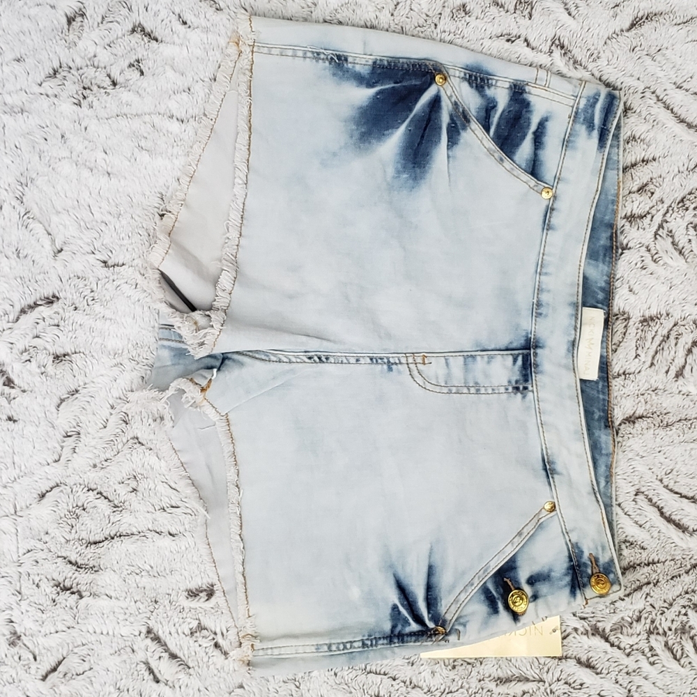NWT Nicki‎ Minaj Jean Shorts light wash - Picture 2 of 9
